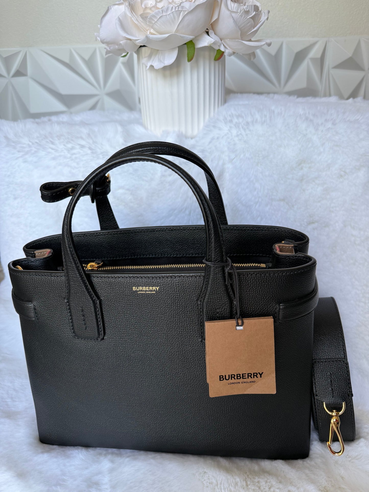 Black Burberry Medium Banner Leather Tote bag