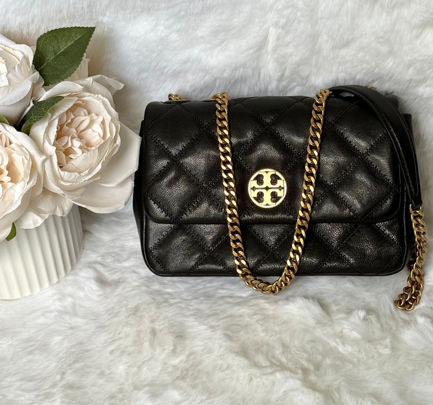 Black Tory Burch Willa Quilted Leather Shoulder Bag