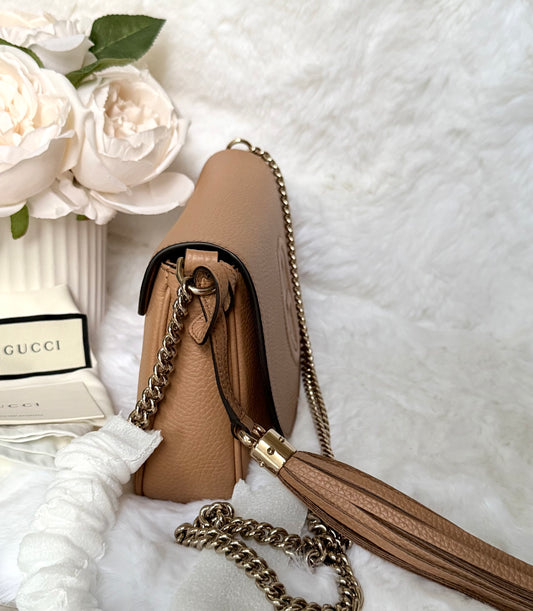 Beige Gucci Soho Camelia Light Tan Leather