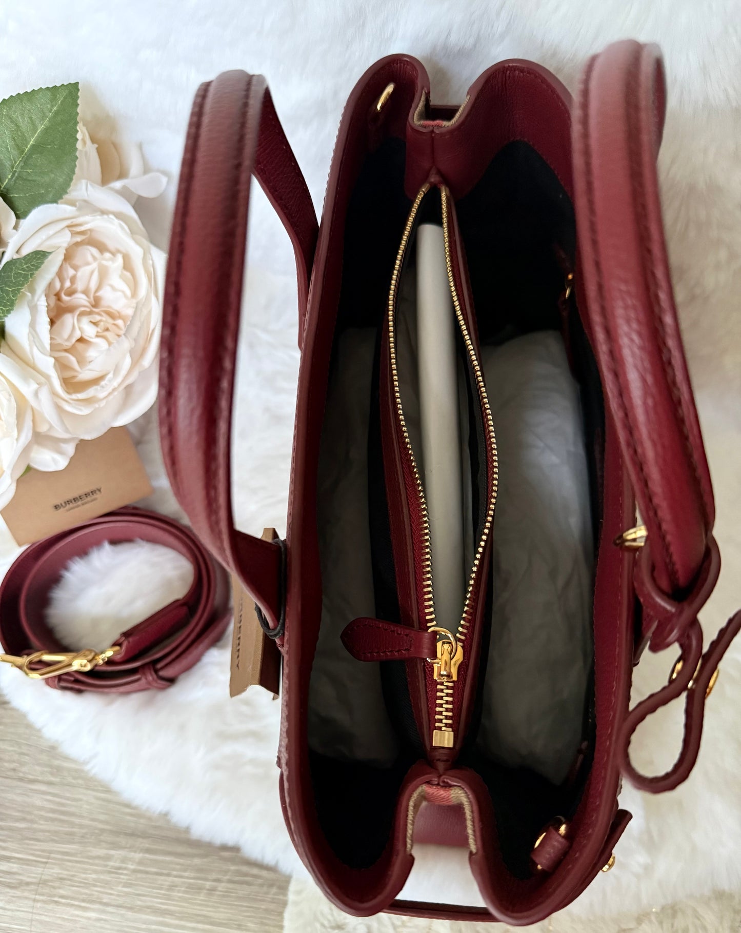 Burgundy Burberry Medium Banner Leather Tote