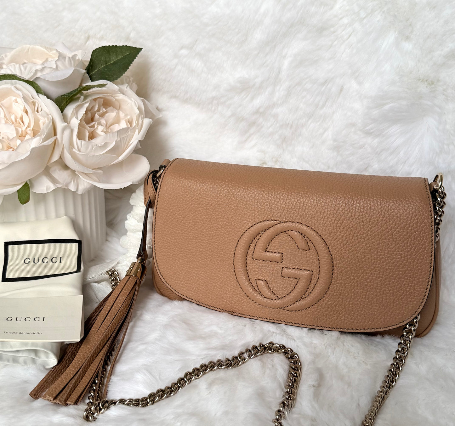 Beige Gucci Soho Camelia Light Tan Leather