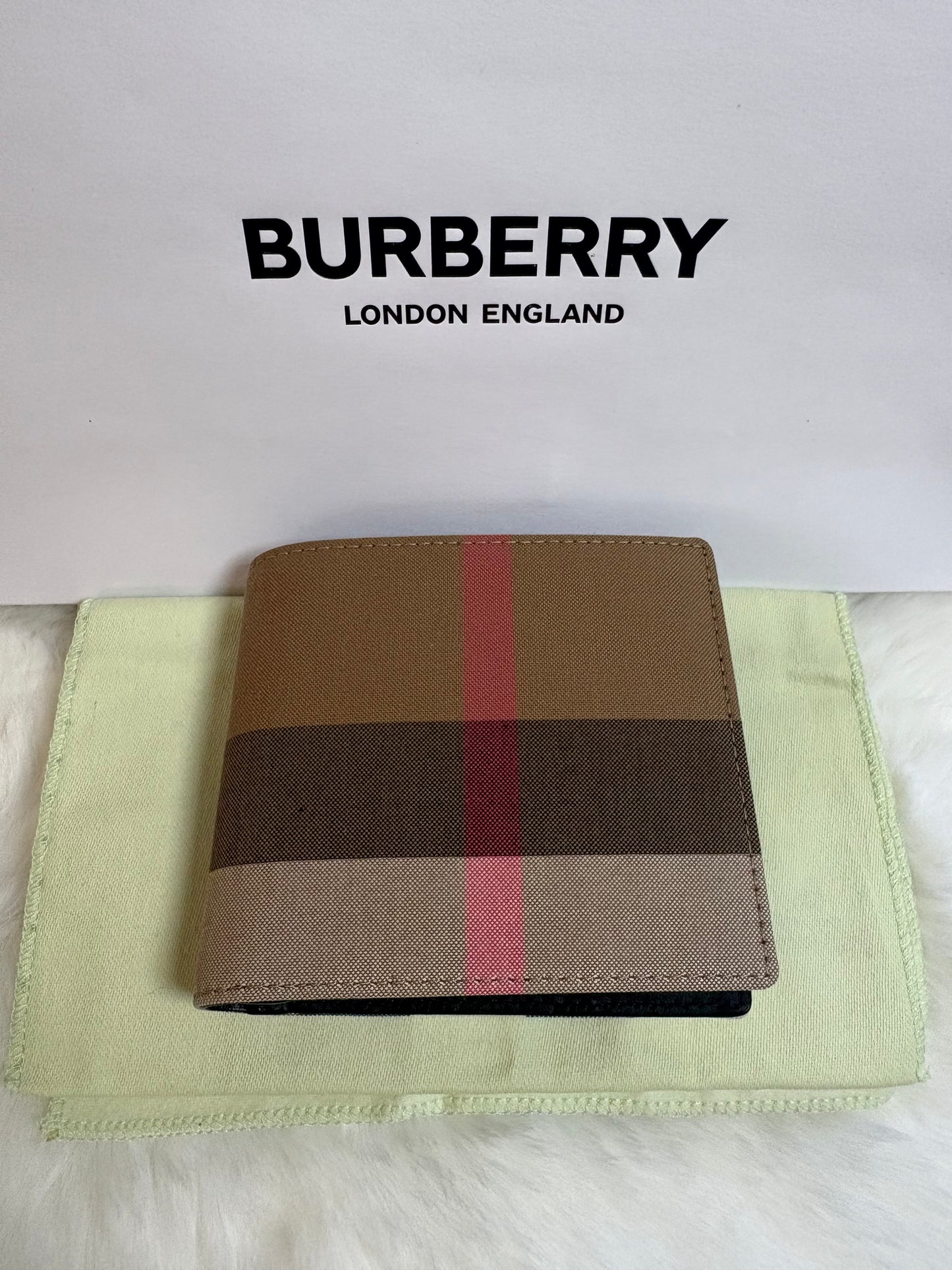 Men’s Burberry Wallet